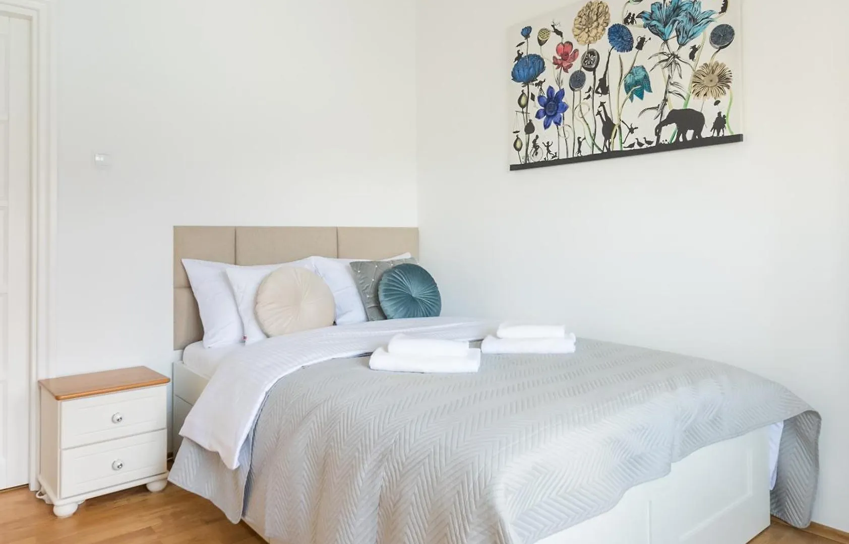 Mysliborska 2-Bedroom Apartment Varşova