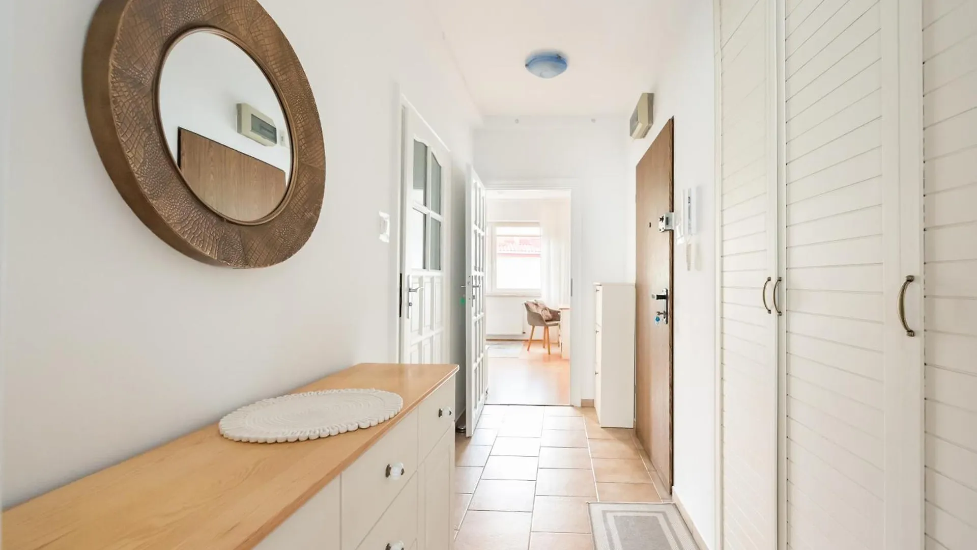 Mysliborska 2-Bedroom Apartment Varšava